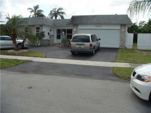 3710 N 54TH AV, Hollywood, FL 33021