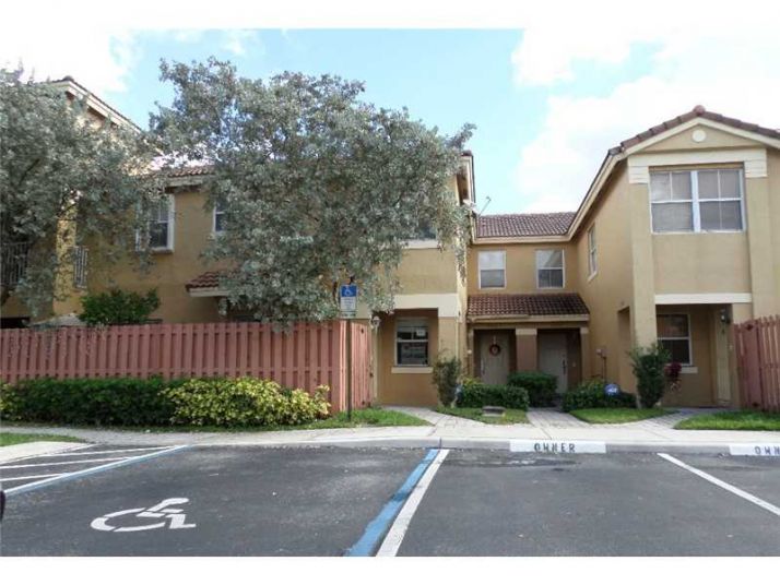 5463 SW 125 TE # 5463, Hollywood, FL 33027