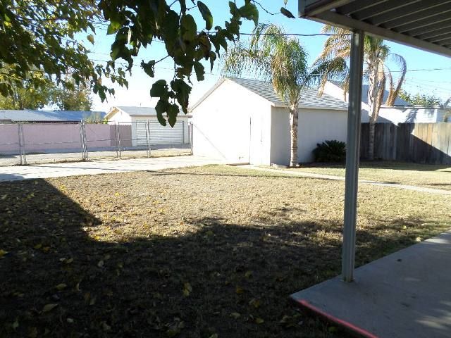 934 E Barnard St, Blythe, CA 92225