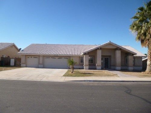 2702 S 36th Dr, Yuma, AZ 85364