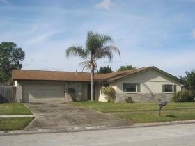 620 Avignon Dr, Melbourne, FL 32935