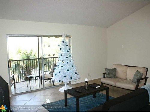 3021 N Oakland Forest Dr # 307, Fort Lauderdale, FL 33309