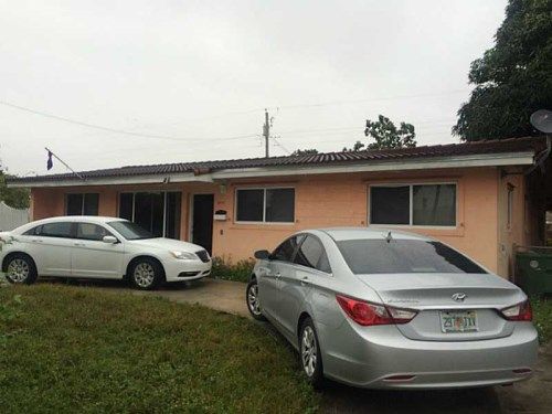 5591 W 8 CT, Hialeah, FL 33012