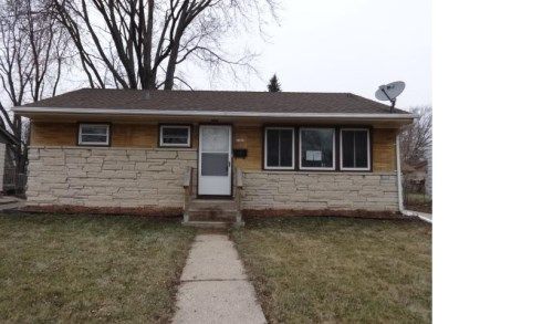 7002 W Herbert Ave, Milwaukee, WI 53218