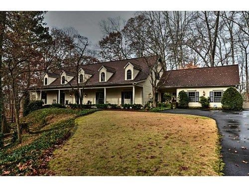 6680 Riverside Drive, Atlanta, GA 30328