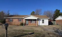 1402 Lockwood Dr Corning, AR 72422