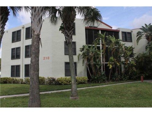 210 LAKE POINTE DR # 204, Fort Lauderdale, FL 33309