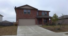 211 Adriana Ln Hutto, TX 78634