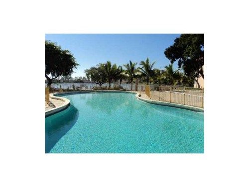 1450 NE 191 ST # 104, Miami, FL 33179