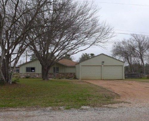 160 Flint Ridge St, Bastrop, TX 78602