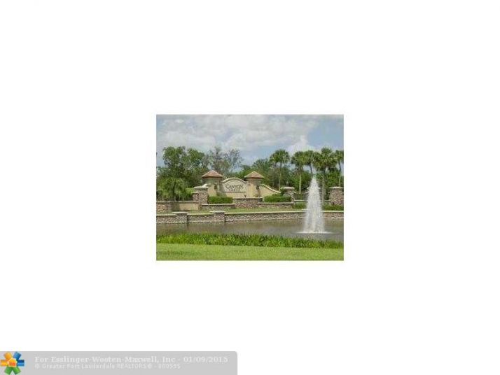 10585 WALNUT VALLEY DR, Boynton Beach, FL 33473