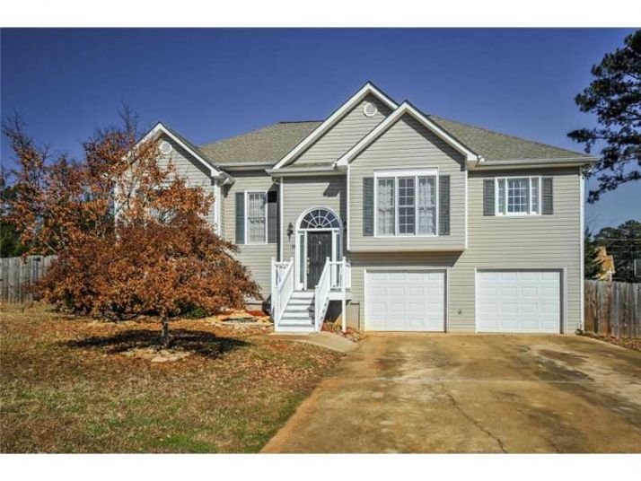 18 Johnstons Place, Dallas, GA 30132