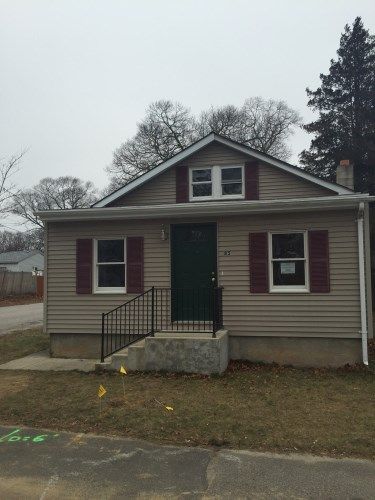 85 John St, Warwick, RI 02889