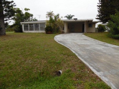 420 W Shade Dr, Venice, FL 34293