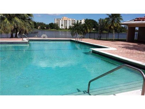 6575 W OAKLAND PARK BL # 415, Fort Lauderdale, FL 33313