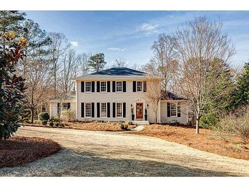 7010 Hunters Branch Drive, Atlanta, GA 30328