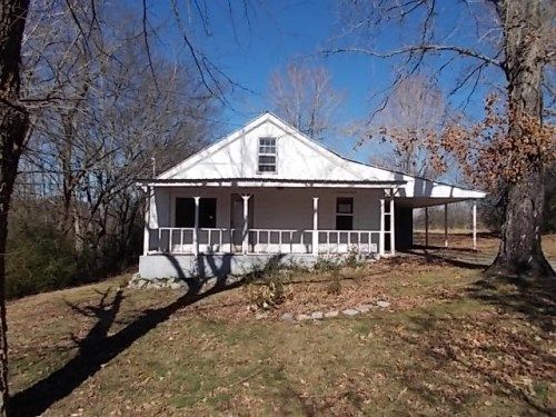 8313 Johnson Hill Rd, Mount Pleasant, TN 38474