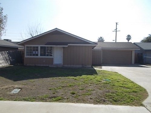 2001 Custer Avenue, Bakersfield, CA 93304