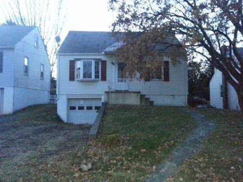 823 15th Ave, Bethlehem, PA 18018