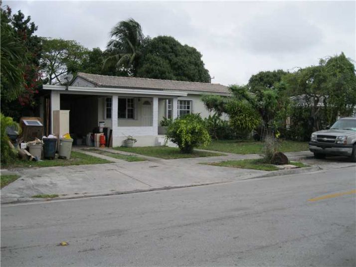 51 E 62 ST, Hialeah, FL 33013