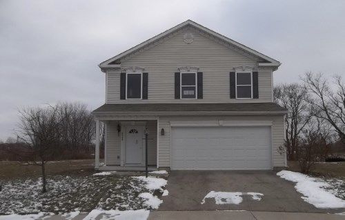 4980 Fosterson Dr, Lockbourne, OH 43137