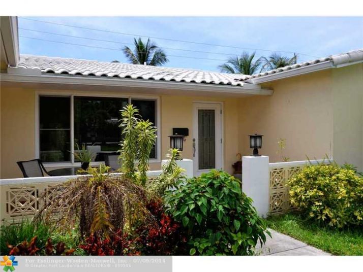 1113 N 13 AV, Hollywood, FL 33019