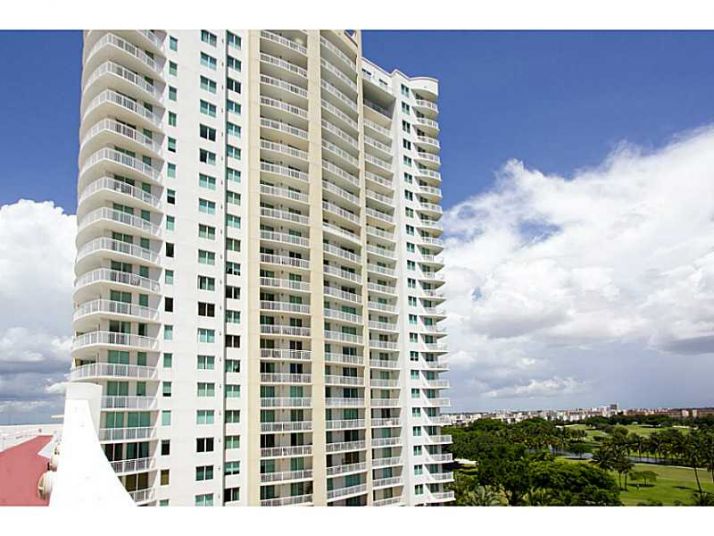 1755 E HALLANDALE BEACH BL # 604E, Hallandale, FL 33009