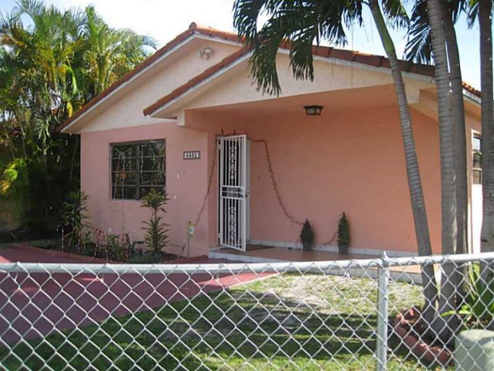 6401 W 22 CT, Hialeah, FL 33016