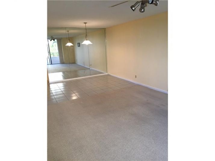 600 THREE ISLANDS BL # 314, Hallandale, FL 33009