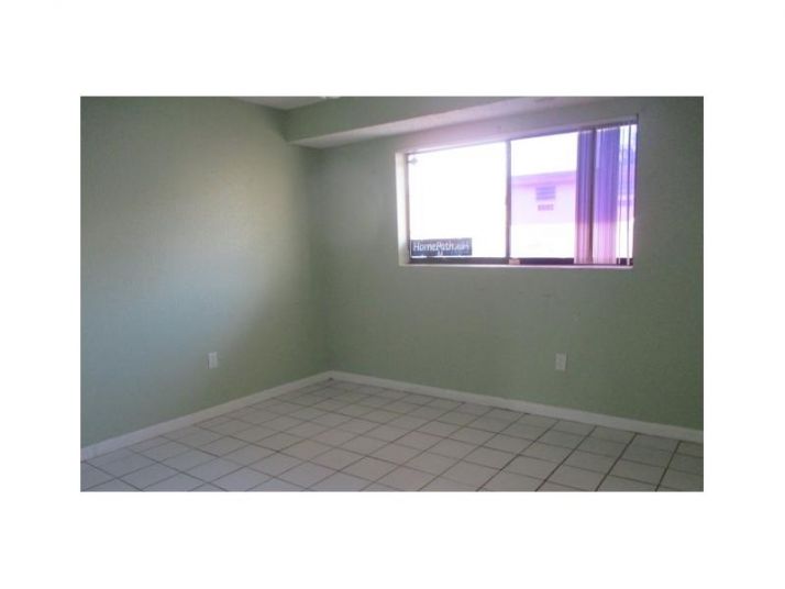 240 W 68 ST # 101, Hialeah, FL 33014