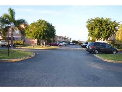 4085 W 9 CT # 43, Hialeah, FL 33012