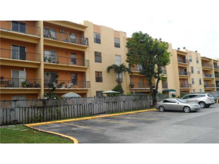 5625 W 20 AV # 307, Hialeah, FL 33012