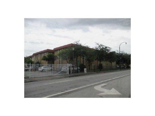 4655 PALM AV # 125, Hialeah, FL 33012