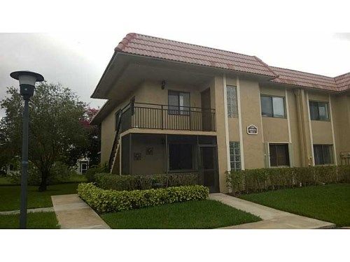 326 LAKEVIEW DR # 201, Fort Lauderdale, FL 33326