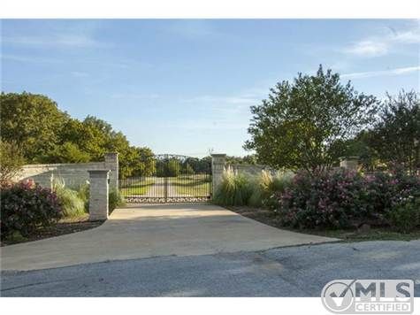 915 Dove Creek Road, Argyle, TX 76226