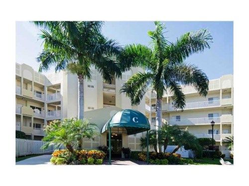 7635 SOUTHAMPTON TE # 201, Fort Lauderdale, FL 33321