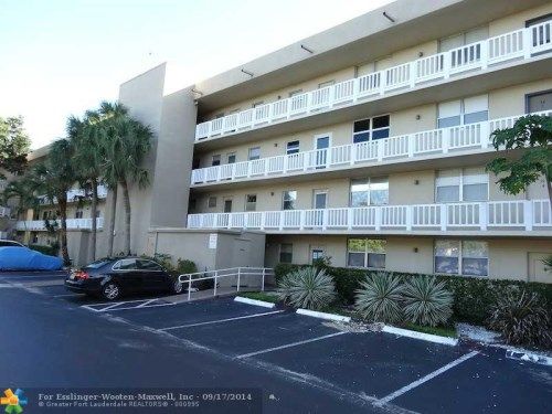 121 ROYAL PARK DR # 2A, Fort Lauderdale, FL 33309