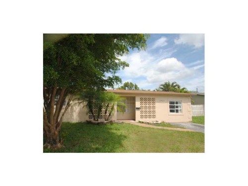 2451 NW 63RD AV, Fort Lauderdale, FL 33313