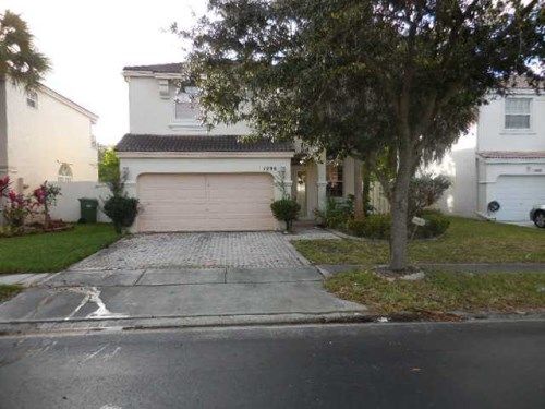 1296 NW 159 LN # 038, Hollywood, FL 33028