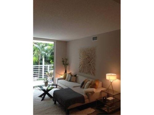 18800 NE 29 AV # 223, Miami, FL 33180