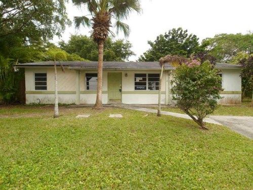 1752 S ANHINGA LN, Homestead, FL 33035