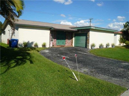 11531 NW 34 PL, Fort Lauderdale, FL 33323