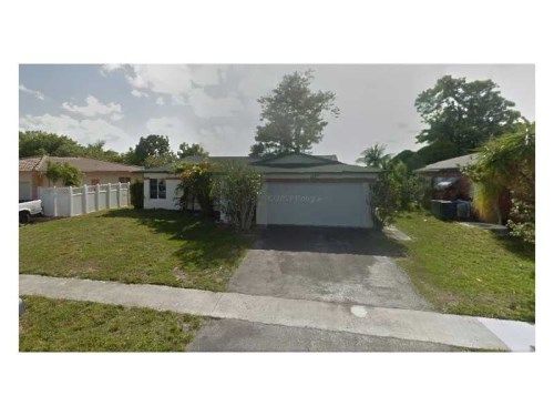 8271 NW 68 TE, Fort Lauderdale, FL 33321