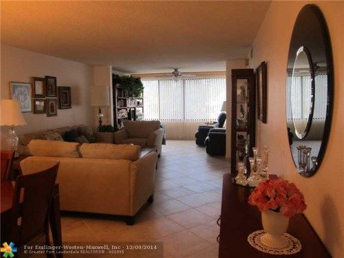 9559 N Belfort Cir # 209, Fort Lauderdale, FL 33321