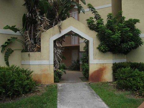 6195 NW 186 ST # 109, Hialeah, FL 33015