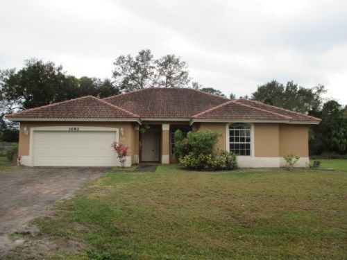 1682 SW Alberca Ln, Port Saint Lucie, FL 34953