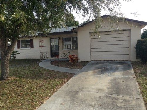 1426 Solar Dr, Holiday, FL 34691