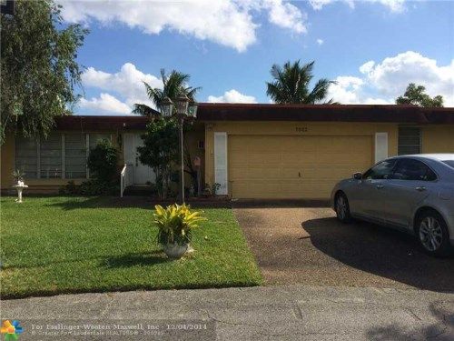 7002 NW 63RD CT, Fort Lauderdale, FL 33321