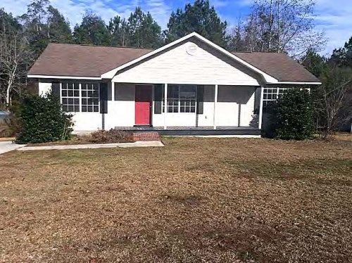 204 Deer Rd, Springfield, GA 31329