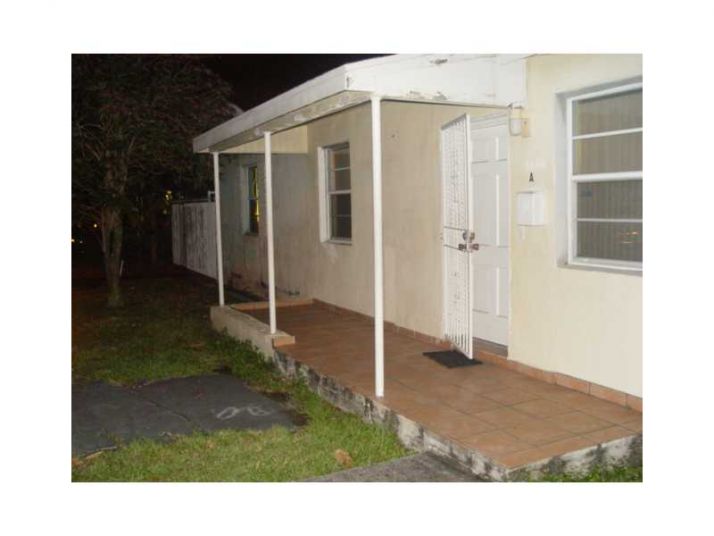 3440 E 8 CT, Hialeah, FL 33013